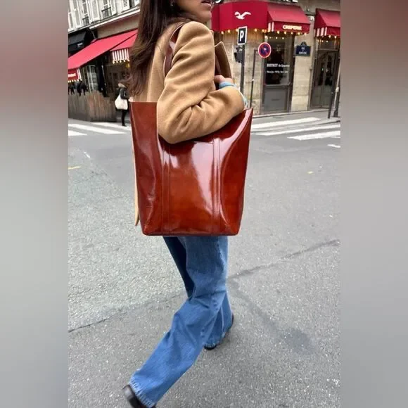 SEZANE Patent Leather Tote Bag In Mahogany - Picture 6 of 17